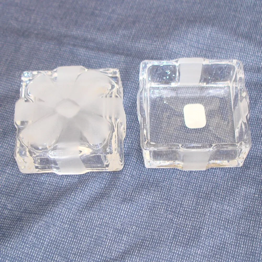 ✨$5 w/ $15+ BUNDLE✨ NEW Fitz & Floyd Frosted Bow Box Glass Crystal Trinket Dish